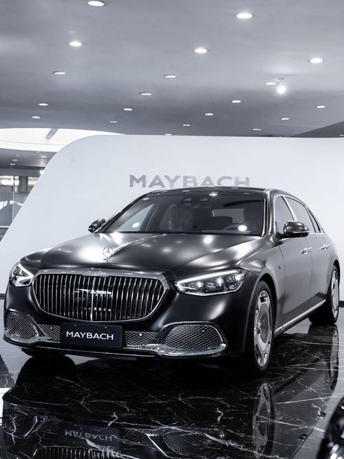 重庆95岚图汽车的售后服务让用户无忧出行，迈巴赫未来的豪华车趋势